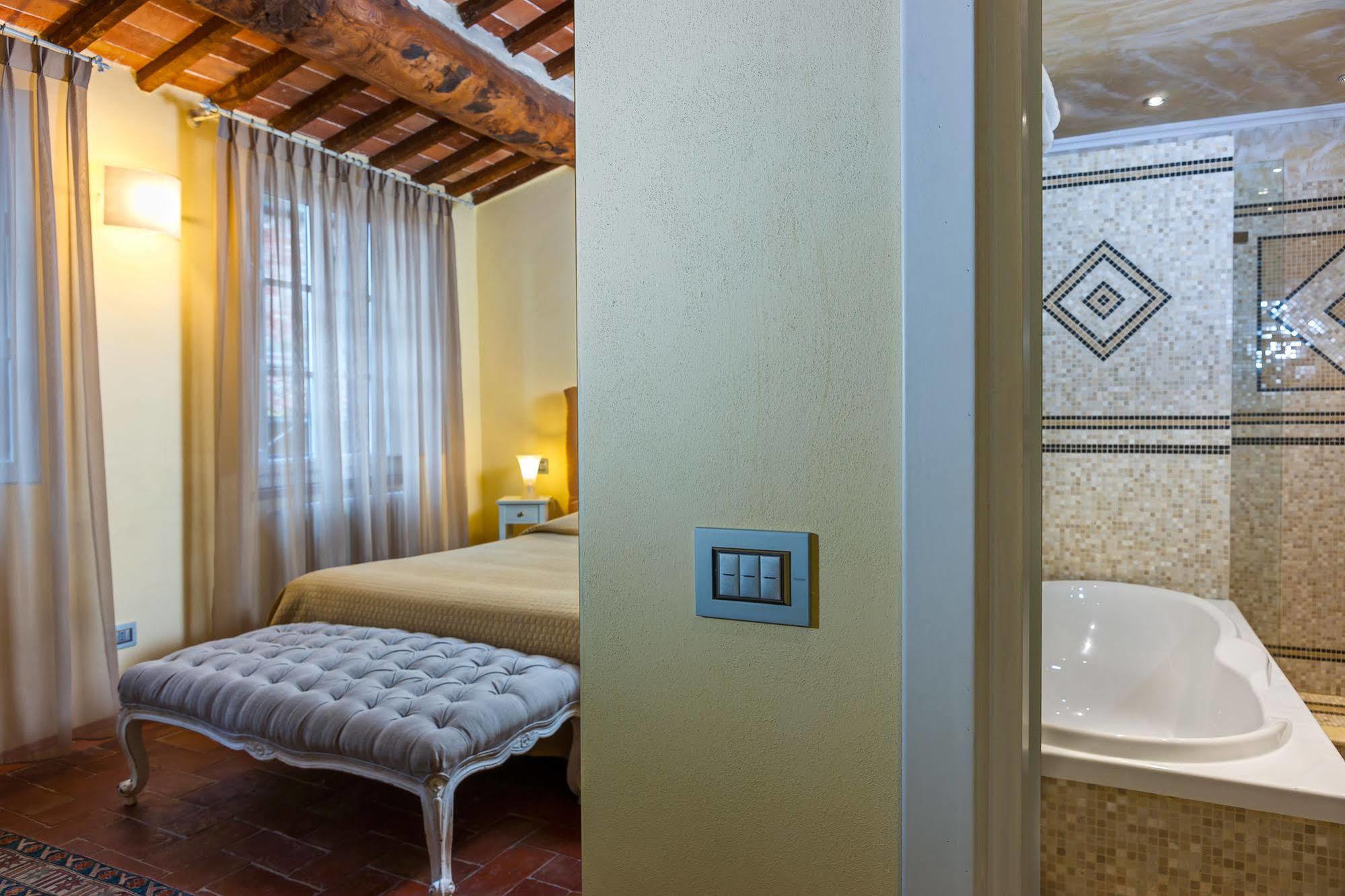 Antica Residenza Dell'Angelo Otel Lucca Dış mekan fotoğraf